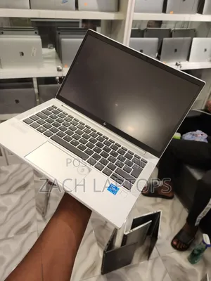 Laptop HP EliteBook 830 G8 8GB Intel Core i5 SSD 256GB