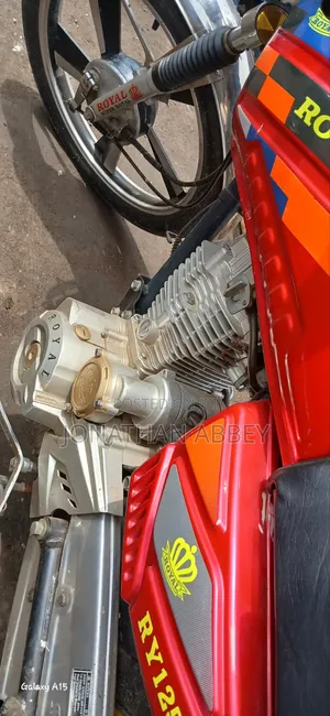 Royal RY125 2025 Red