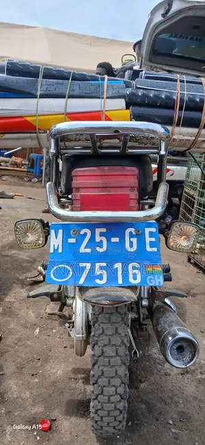 Royal RY125 2025 Red