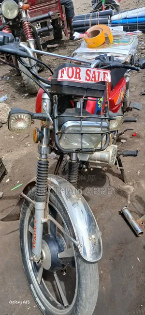 Royal RY125 2025 Red