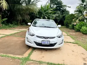 Hyundai Elantra 2015 White