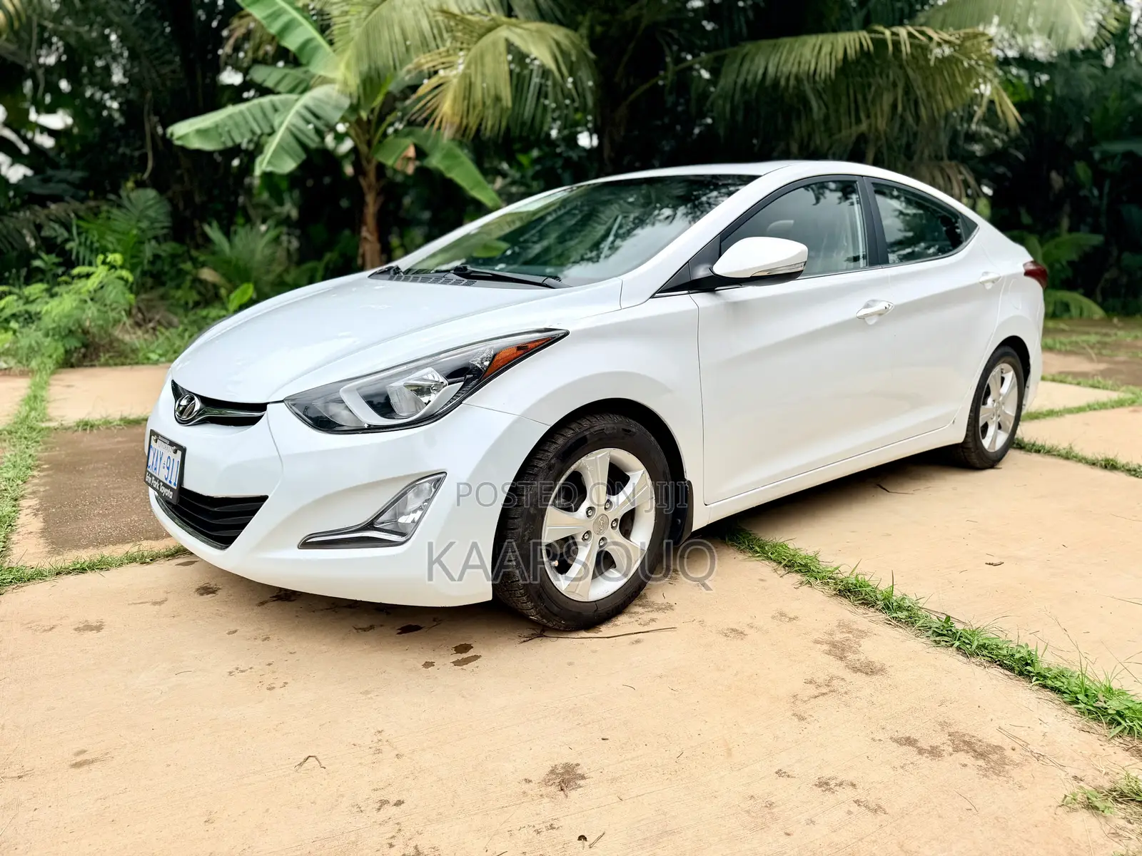 Hyundai Elantra 2015 White