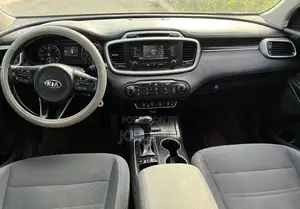 Kia Sorento 4dr SUV 2016 Black