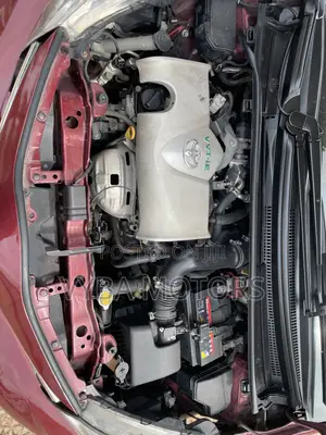 Toyota Vitz 2015 Burgundy