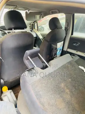 Toyota Vitz 2010 Black