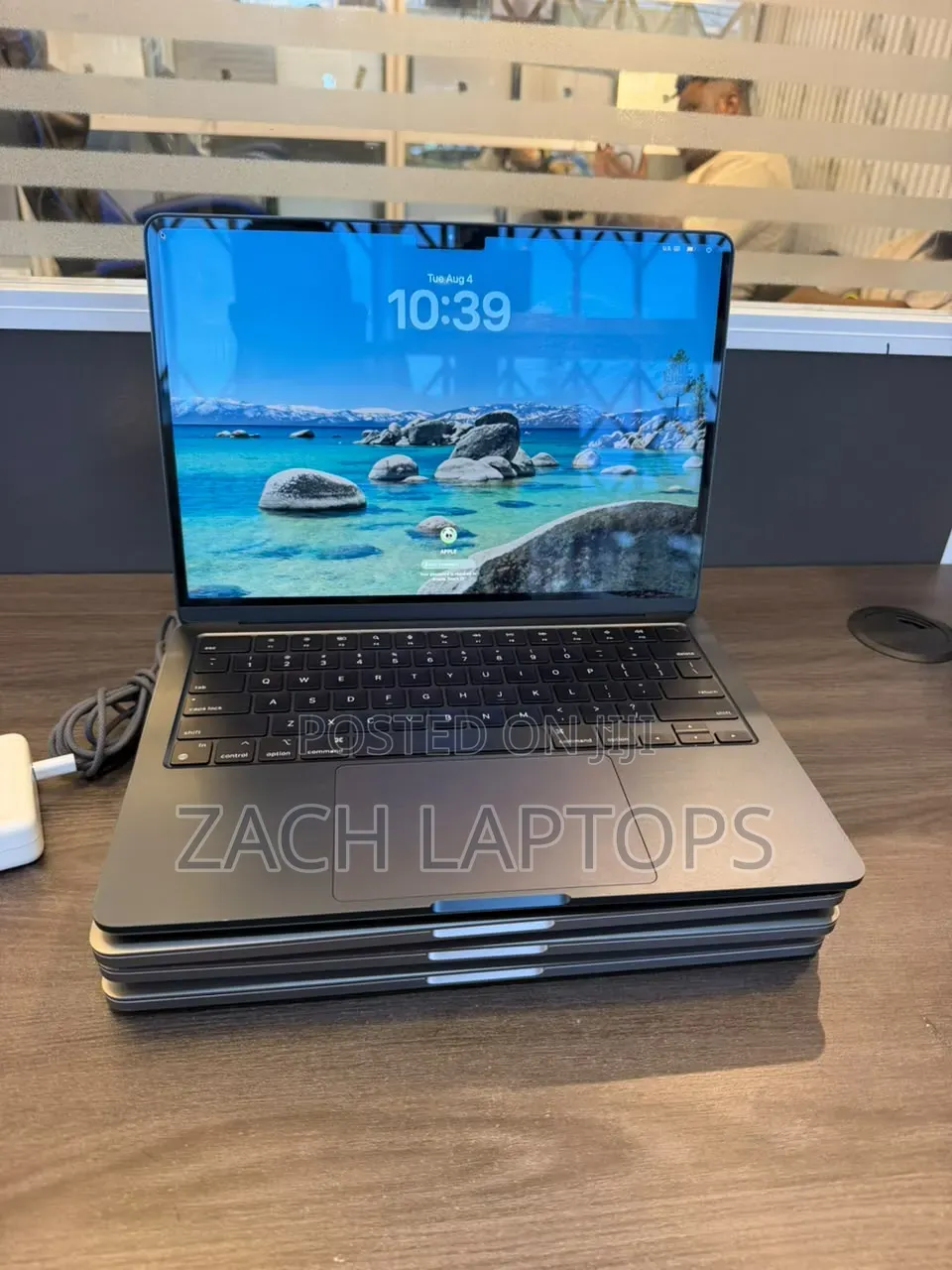Laptop Apple MacBook Air 2022 M2 8GB Apple M2 SSD 256GB