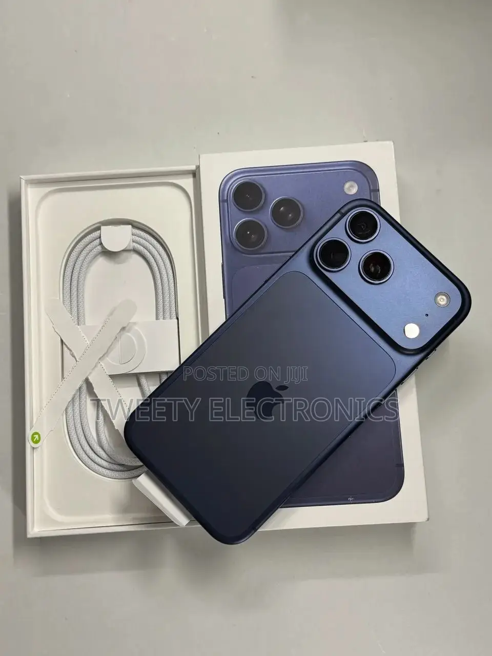 New Apple iPhone 17 Pro Max 1 TB Blue