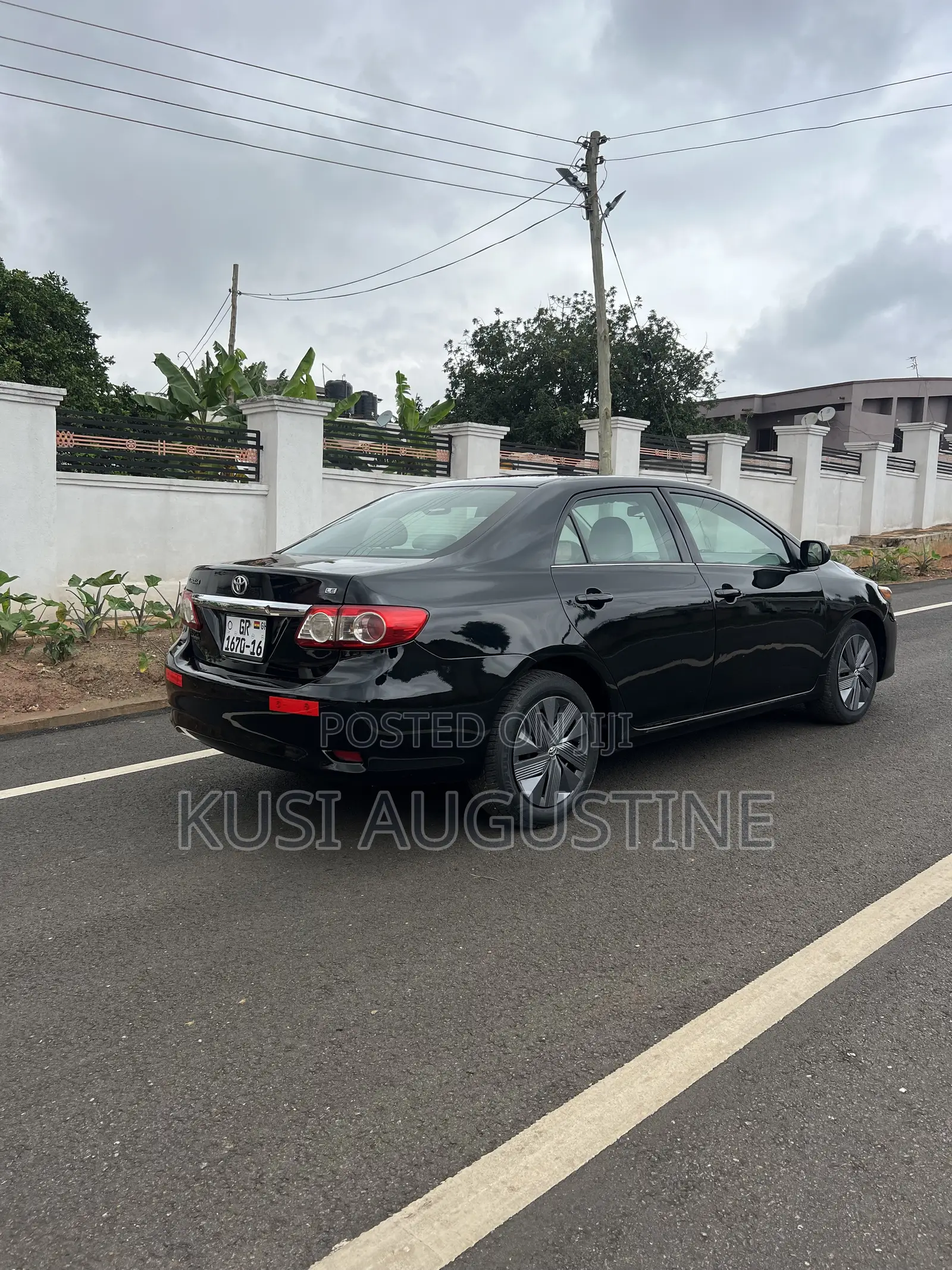 Toyota Corolla LE Special Edition 4dr Sedan (1.8L 4cyl 4A) 2013 Black