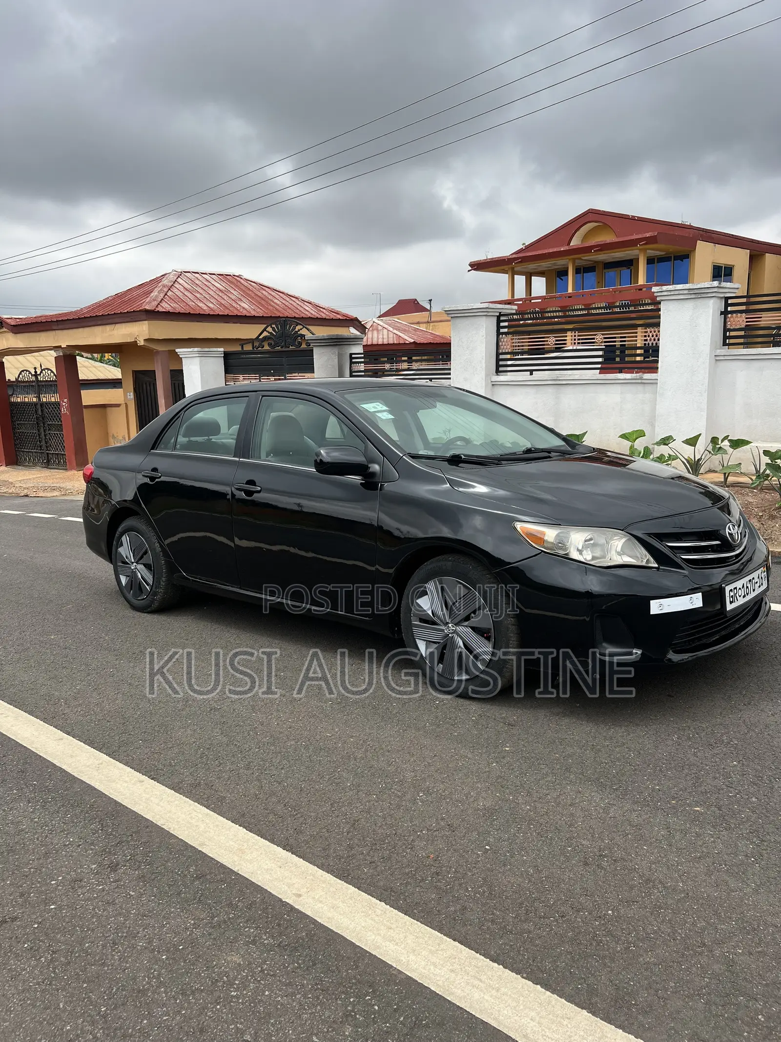Toyota Corolla LE Special Edition 4dr Sedan (1.8L 4cyl 4A) 2013 Black