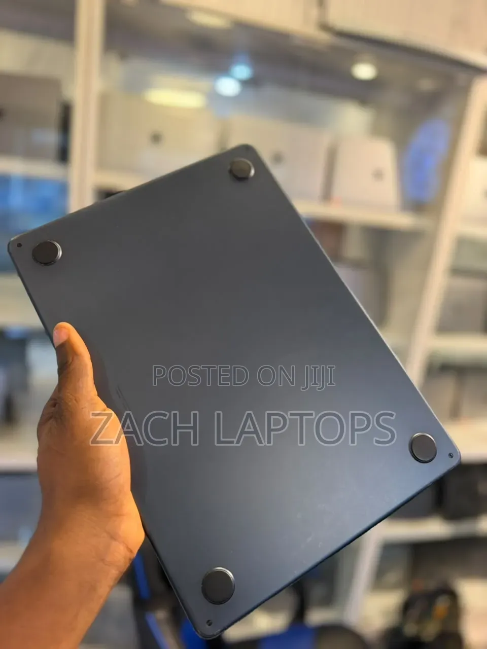 Laptop Apple MacBook Air 2022 M2 8GB Apple M2 SSD 256GB