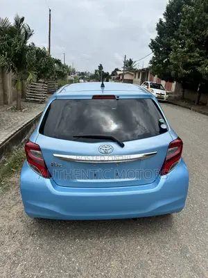 Toyota Vitz 2015 Blue