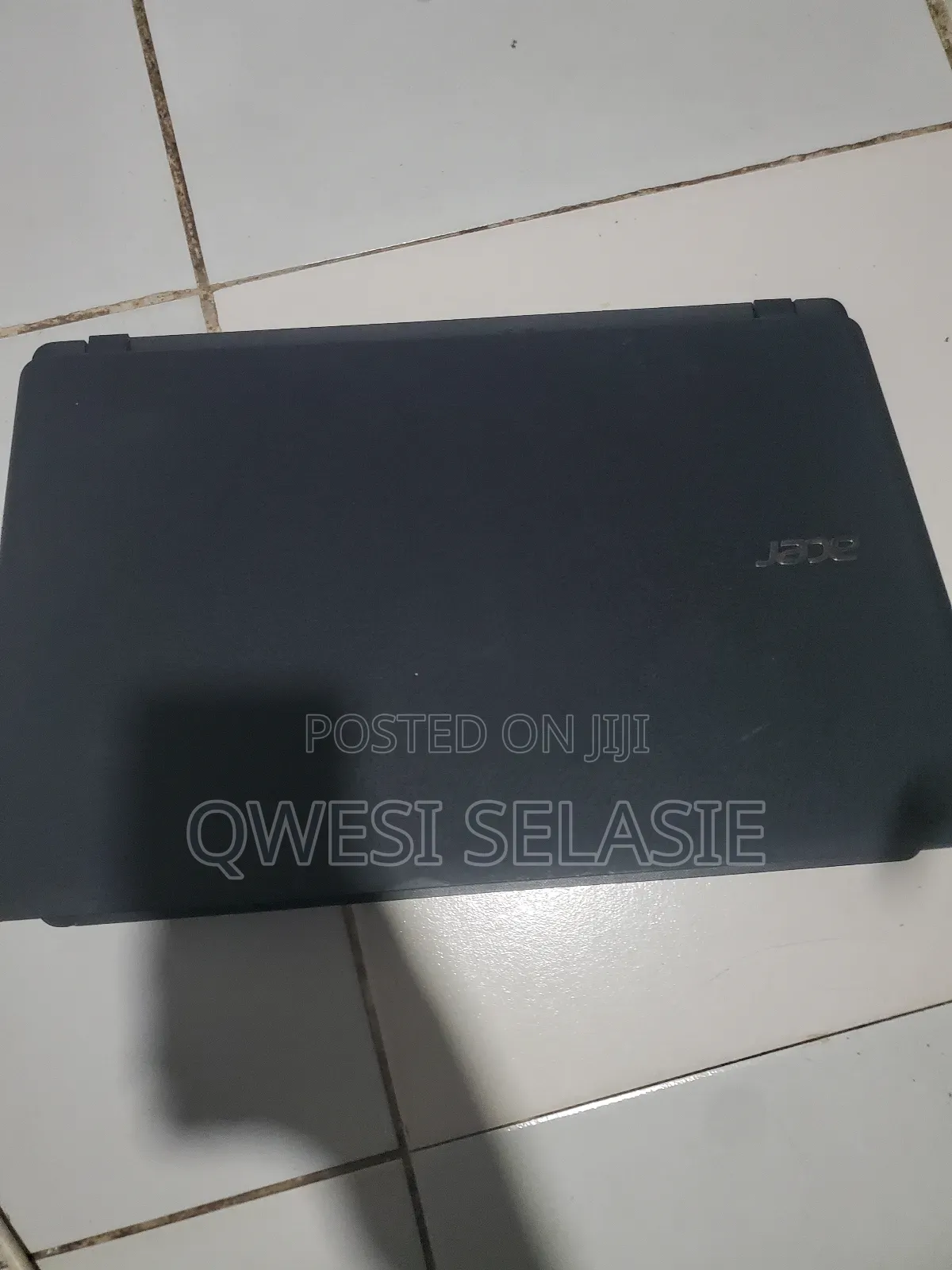 Laptop Acer Aspire ES1-523 8GB AMD Ryzen 5 HDD+SSD 500GB
