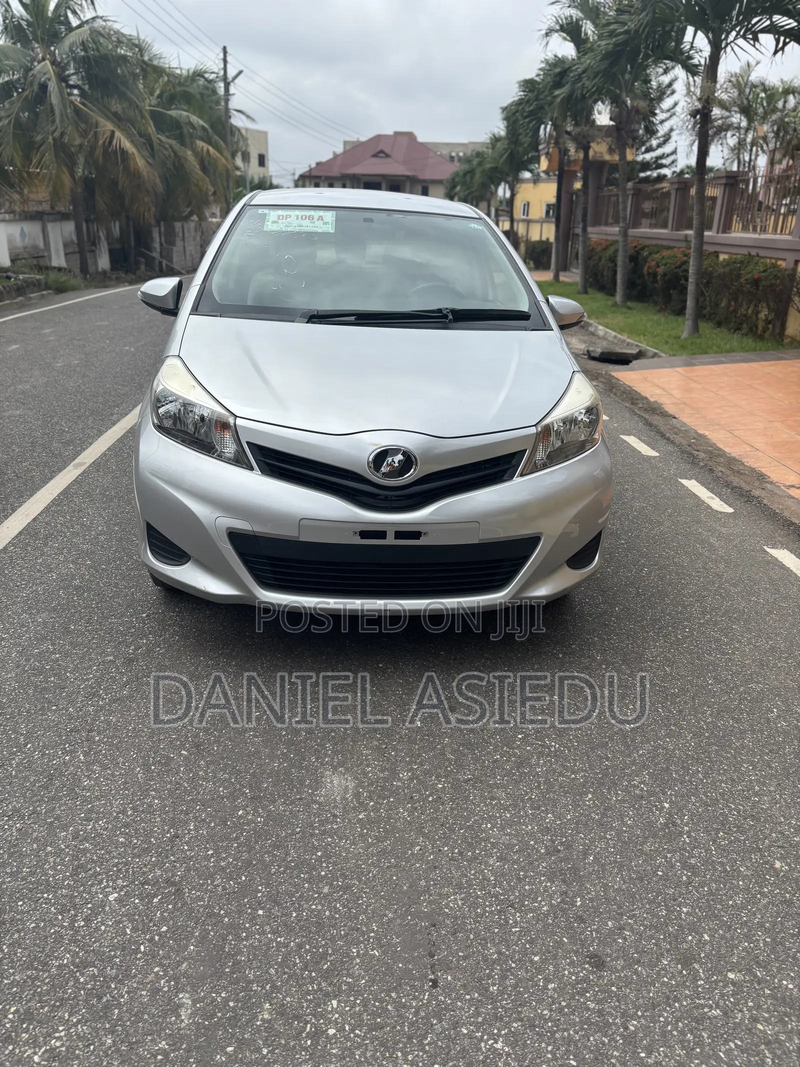 Toyota Vitz 1.3 AWD 5dr 2014 Silver