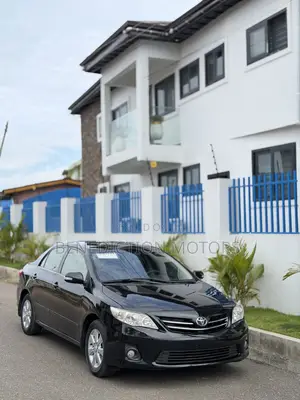 Toyota Corolla LE 4dr Sedan (1.8L 4cyl 4A) 2012 Black