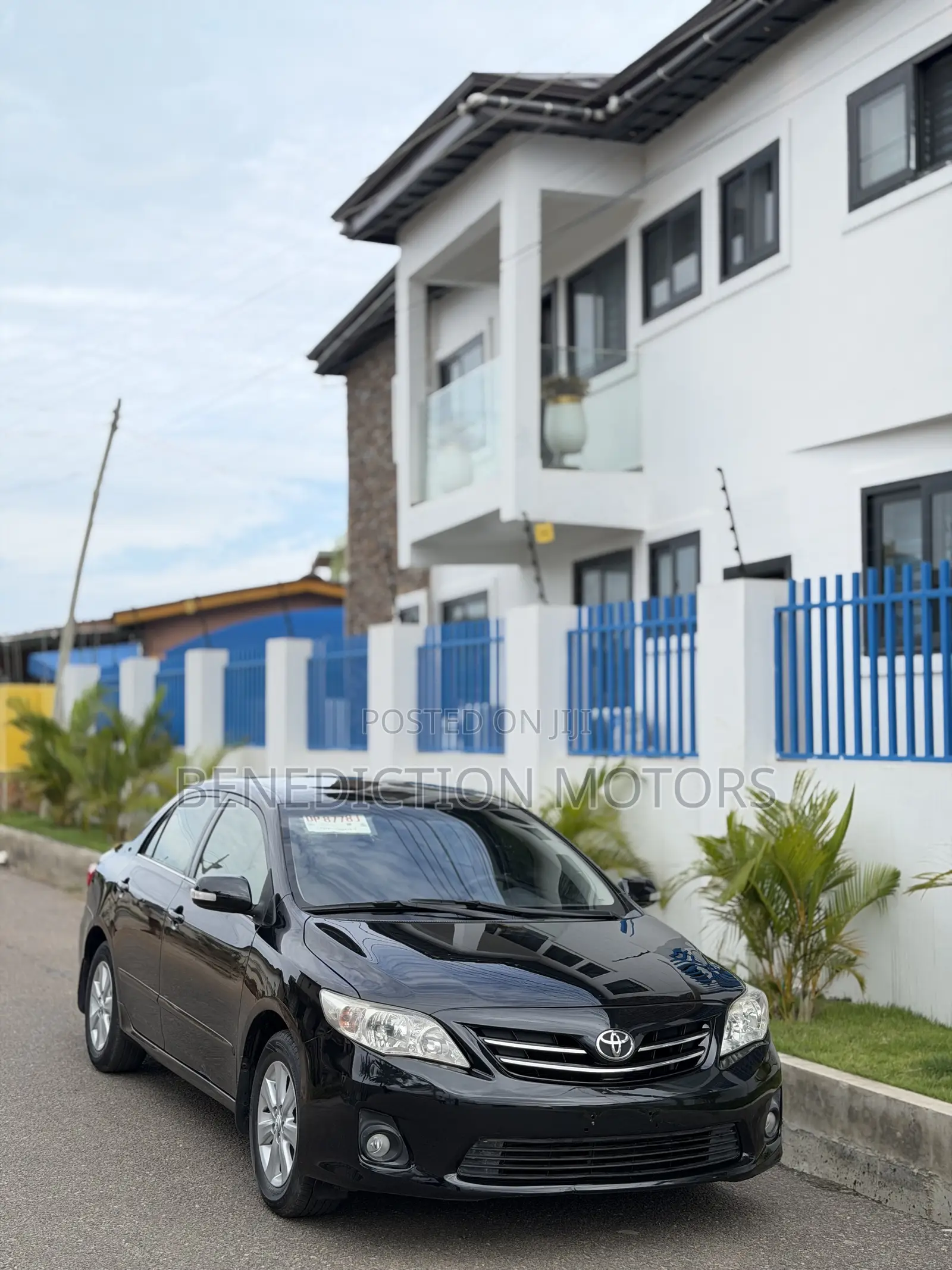 Toyota Corolla LE 4dr Sedan (1.8L 4cyl 4A) 2012 Black