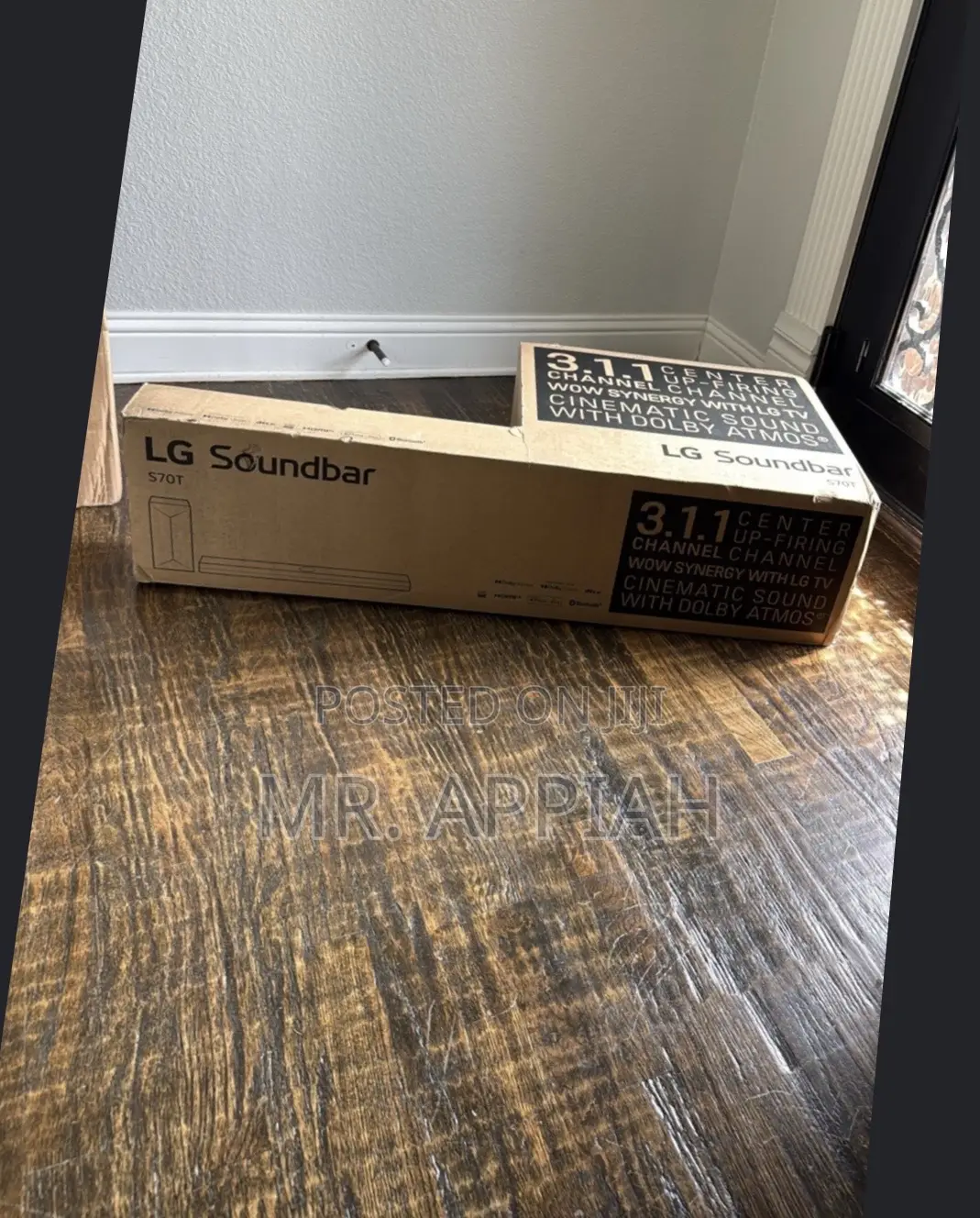 Sleek Design LG S70T Wireless Bluetooth Sound Bar(Black) 