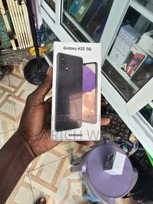 New Samsung Galaxy A32 5G 64 GB Black