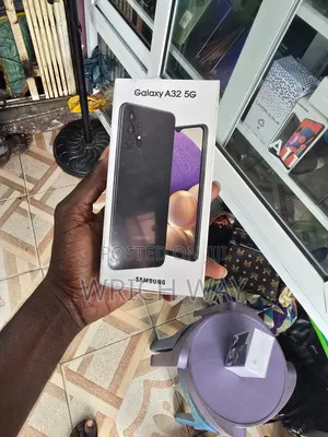 New Samsung Galaxy A32 5G 64 GB Black