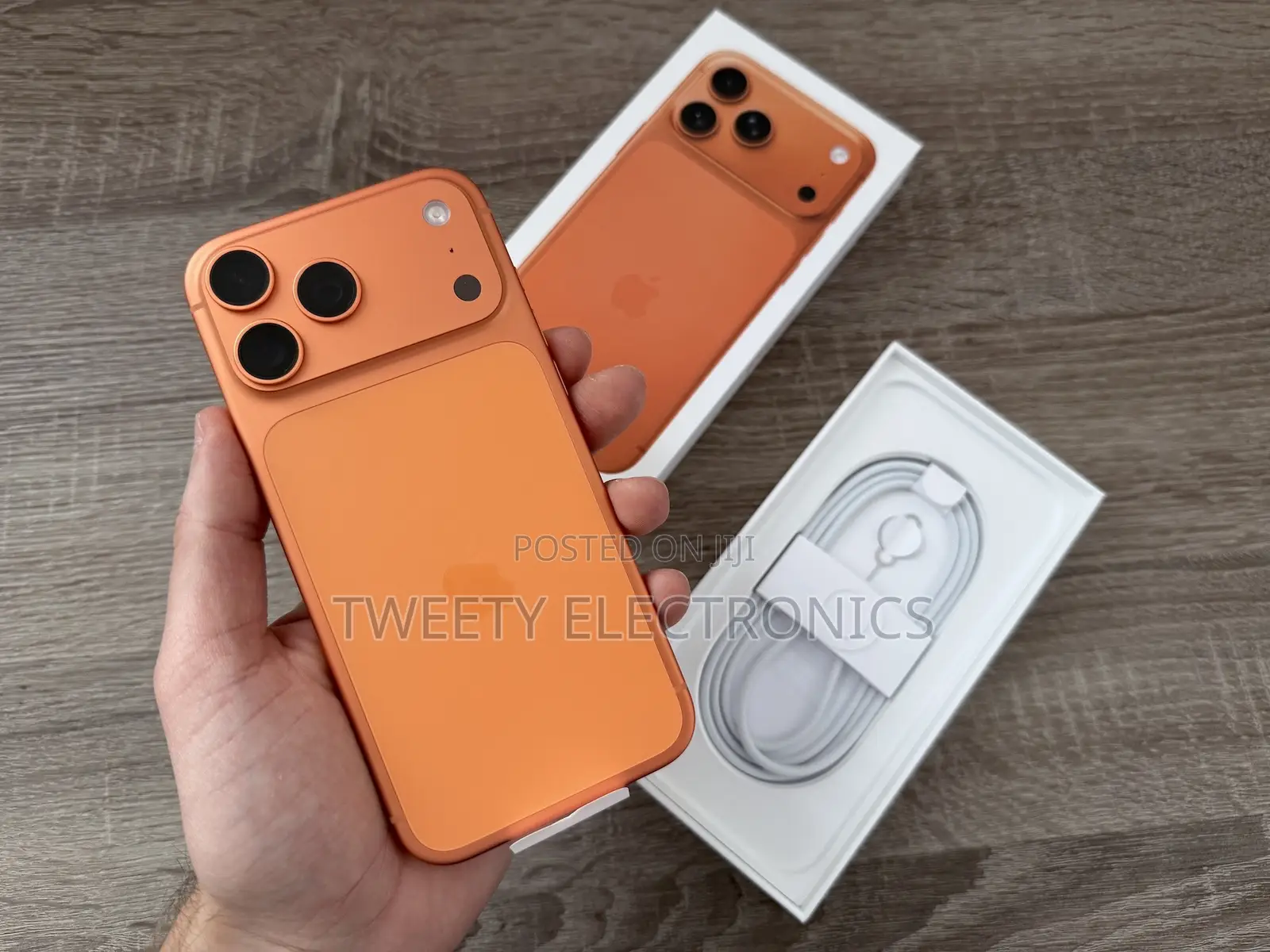 New Apple iPhone 17 Pro Max 1 TB Orange