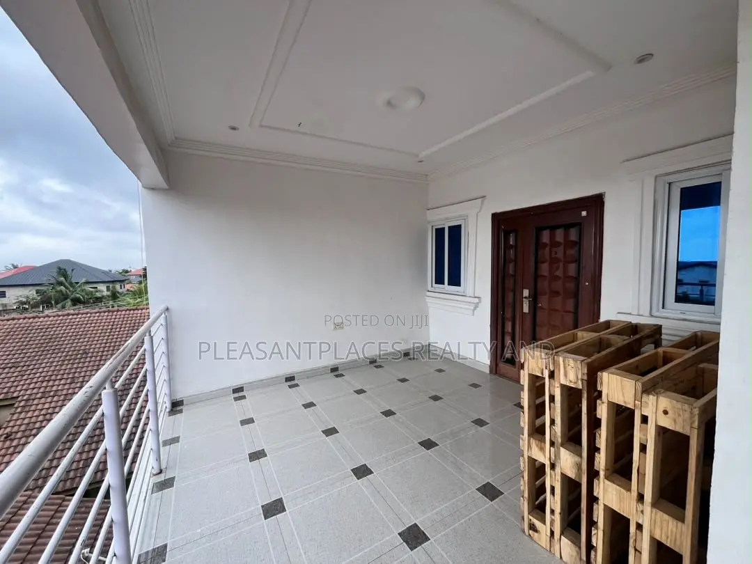 2bdrm Apartment in Pleasantplaces And, Adjiriganor for rent