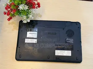 Laptop Toshiba Satellite C665 4GB Intel Core i5 SSD 128GB