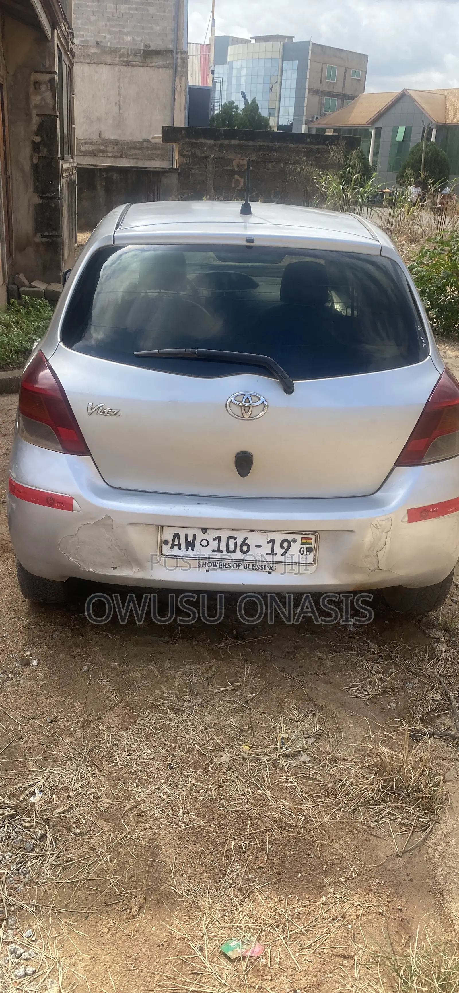 Toyota Vitz 1.0 FWD 3dr 2010 Silver