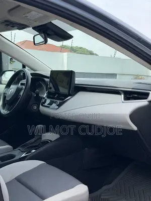 Toyota Corolla LE 2024 Gray