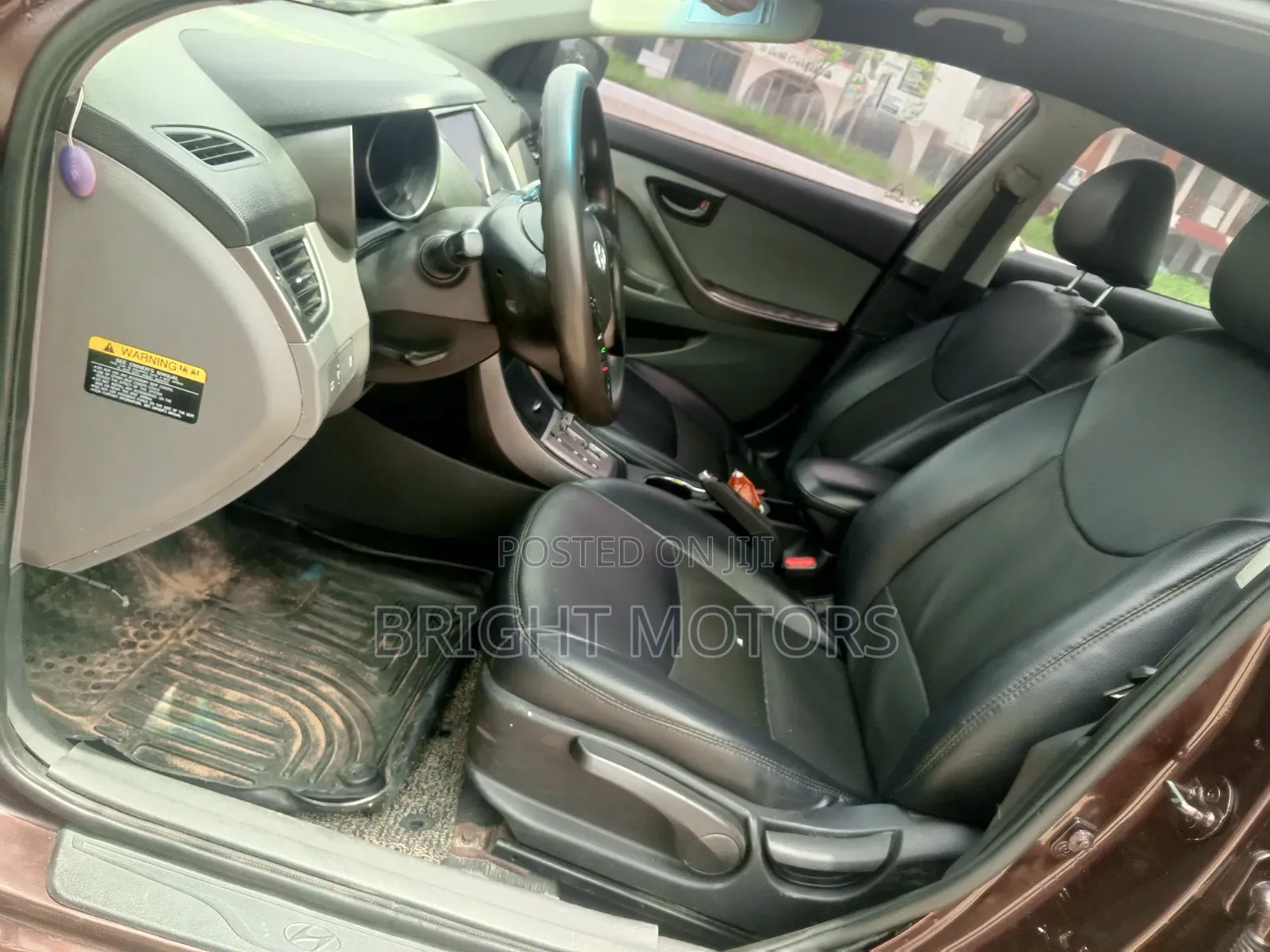 Hyundai Elantra 2012 Brown