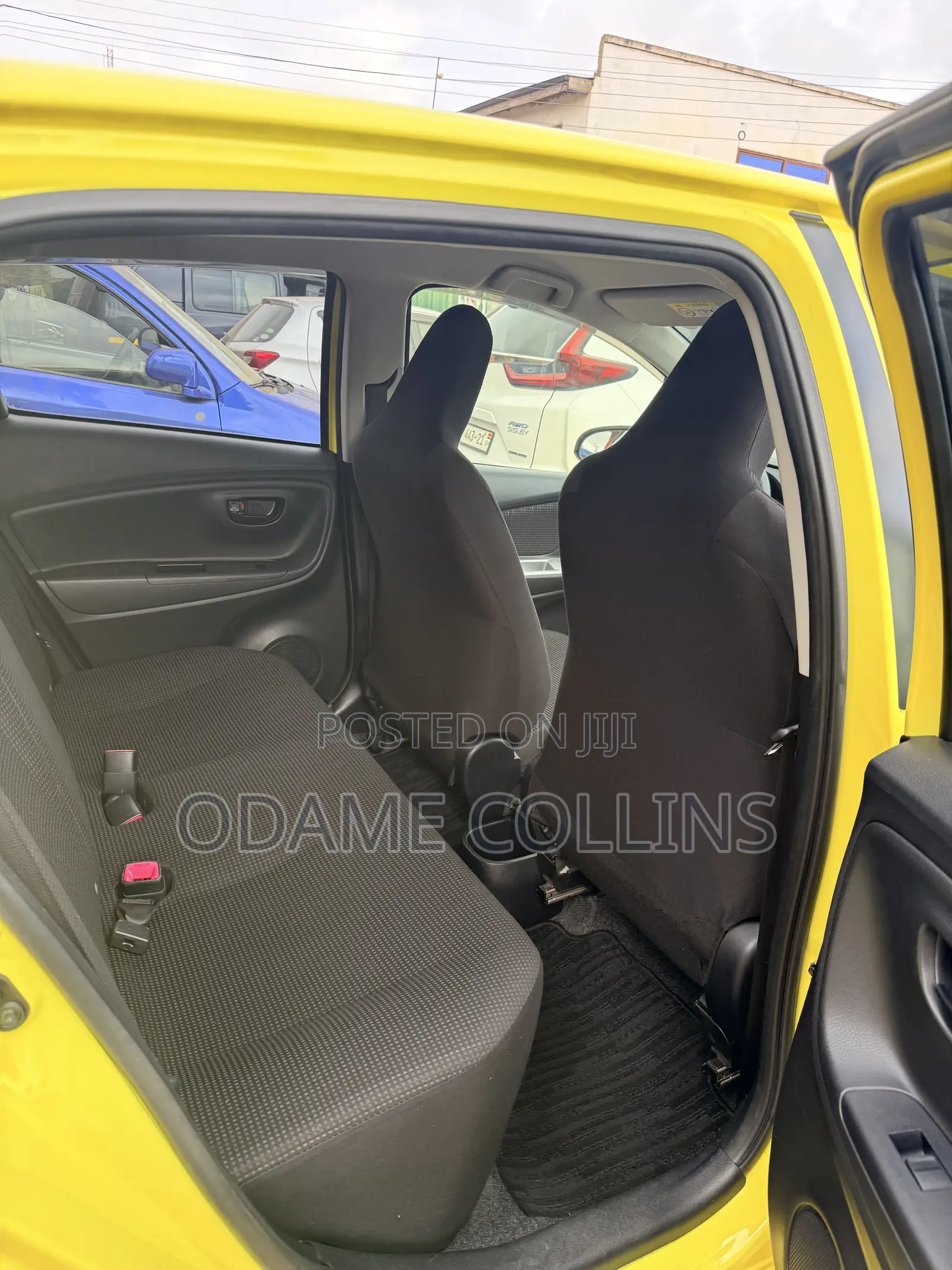 Toyota Vitz 1.3 FWD 5dr 2015 Yellow