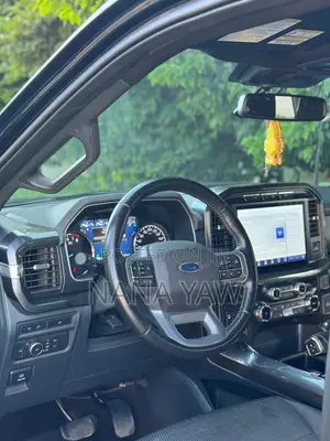 Ford F-150 LARIAT 2022 Black