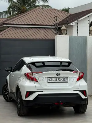 Toyota C-HR Limited FWD 2019 White