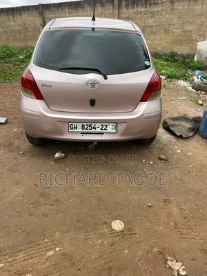 Toyota Vitz 2010