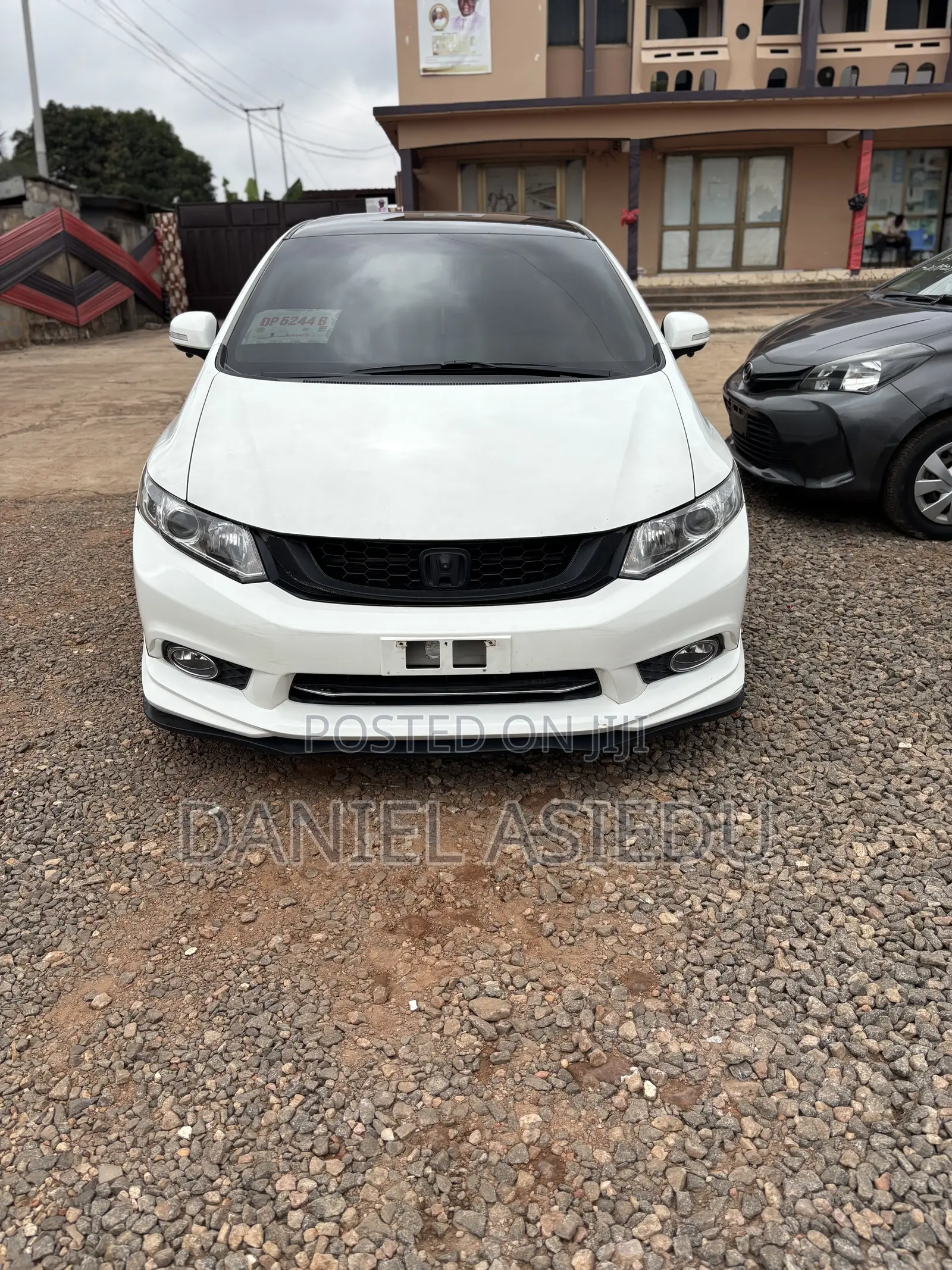 Honda Civic EX-L 4dr Sedan w/Nav (1.8L 4cyl CVT) 2014 White