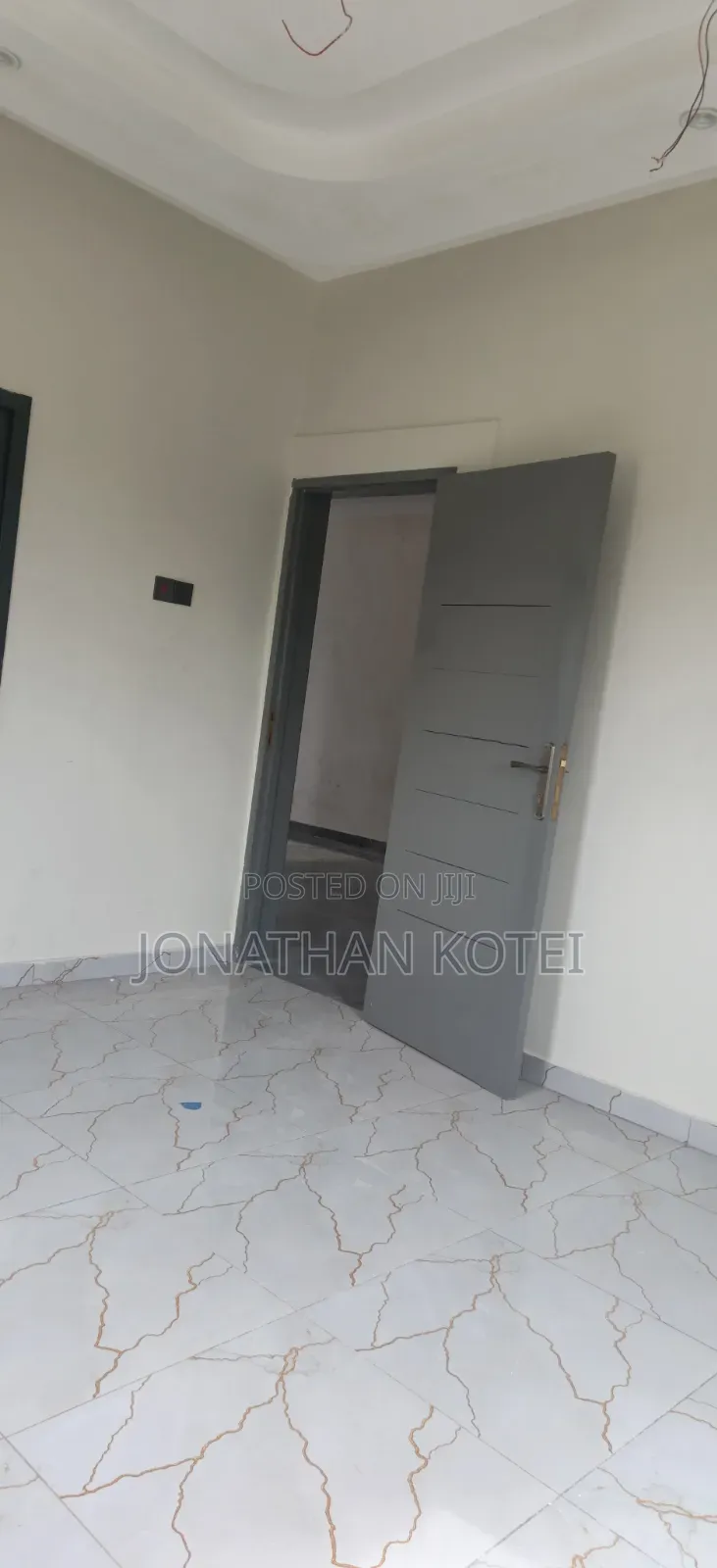 2bdrm Apartment in Bushroad, New Town for rent