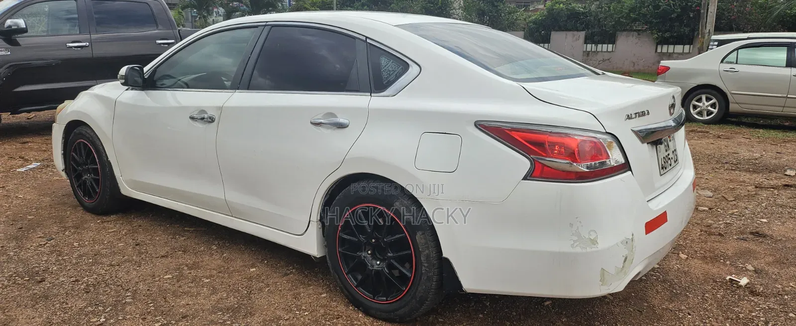 Nissan Altima 2015 White