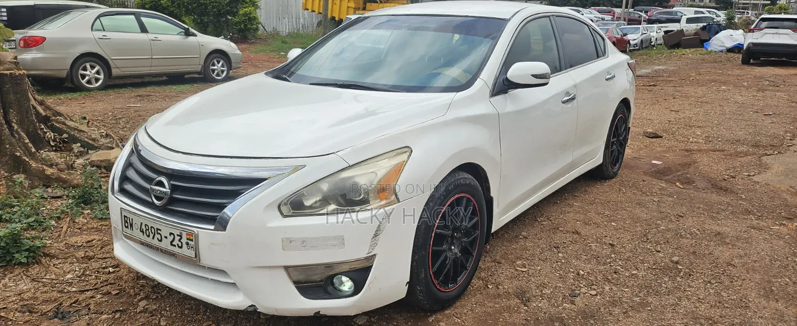 Nissan Altima 2015 White