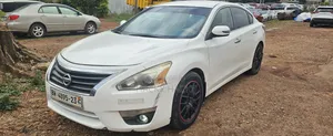 Nissan Altima 2015 White