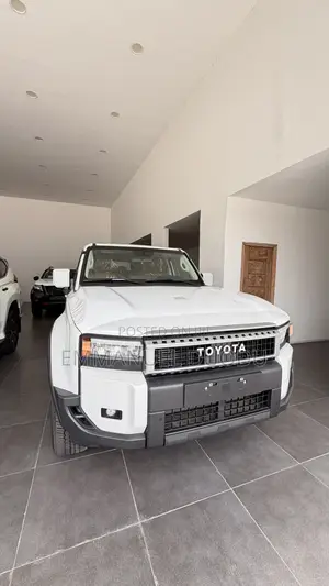 New Toyota Land Cruiser Prado 2.4 Hybrid 2024 White