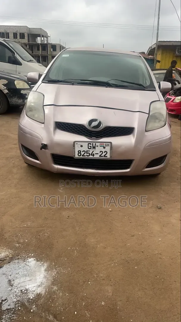 Toyota Vitz 2010