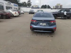 Toyota Corolla 2021 Green