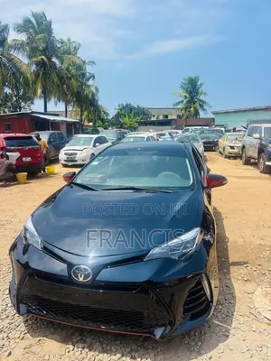 Toyota Corolla 2015 Black