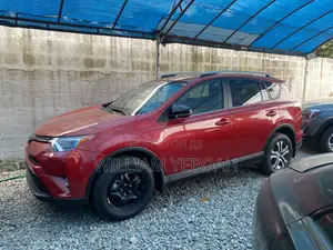 Toyota RAV4 LE AWD (2.5L 4cyl 6A) 2017 Red