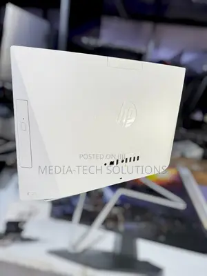Desktop Computer HP AiO 22 16GB AMD SSD 256GB