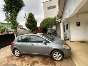 Nissan Versa 2007