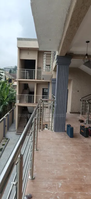 2bdrm Apartment in Kwabenya Abuom for rent
