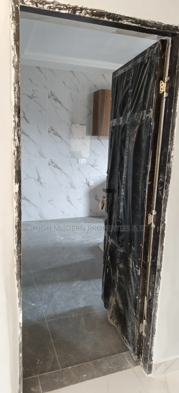 2bdrm Apartment in Kwabenya Abuom for rent