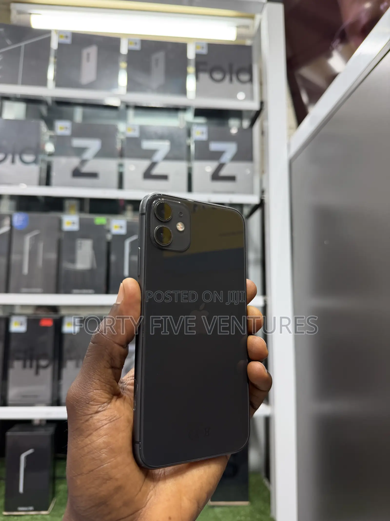 Apple iPhone 11 64 GB Black