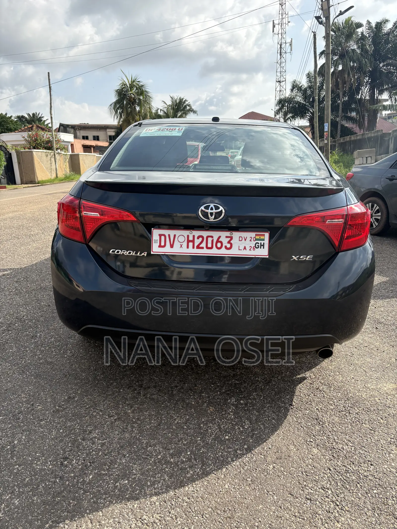 Toyota Corolla XSE (1.8L 4cyl 2A) 2018 Blue