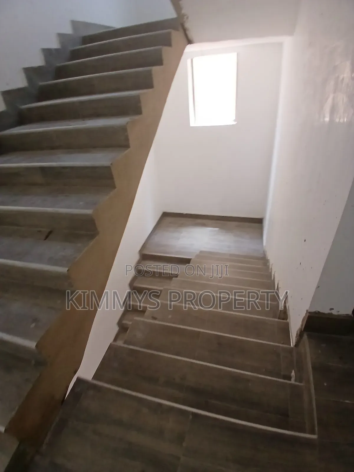 4bdrm Mansion in Adjiriganor, Otano for sale