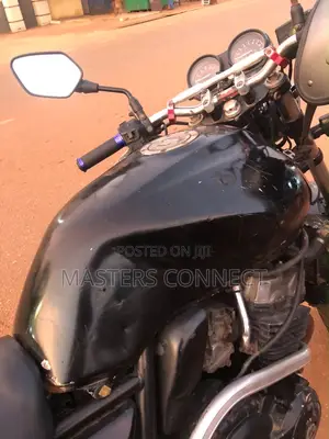 Honda CB 2006 Black